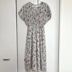 花柄フレアスリーブワンピース
