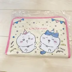 ちいかわ　マルチケース　ポーチ　しまむらコラボのサムネイル