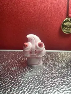 ポケモン　ソフビ　マホイップ　ピンク　ミニフィギュア