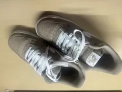 NIKE AIR FORCE 1 ベージュ スニーカー　 箱付き