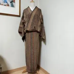 【仕付け糸付き】正絹小紋？