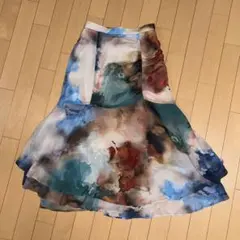 Andemiu 水彩柄シフォンフレアスカート ミモレ丈 ふんわりきれいめのサムネイル