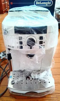 【新品未開封】デロンギ ECAM22112W ホワイト hq720.jpg?sqp=-