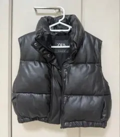ZARA ショート丈ダウンベスト 美品
