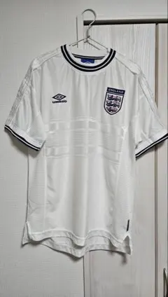 試着のみ】UMBRO アンブロ 1986年復刻イングランドユニフォーム - メルカリ