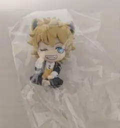 ツイステッドワンダーランド　ラギー　肩ズン