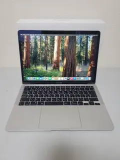 美品　Macbook Air 2020 i3 8GB　256GB　70回充電