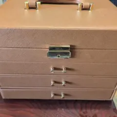 ジュエリーボックス