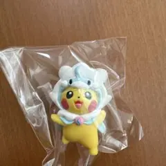メガチルタリスのポンチョを着たピカチュウ ぬいぐるみ メガチルタリスポンチョを着たピカチュウ マスコットぬいぐるみ