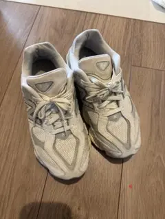 タイムセール！New Balance 990シリーズ スニーカー ホワイト