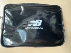 新品 NB ニューバランス New Balance ブラック収納ポーチ ビニールのサムネイル