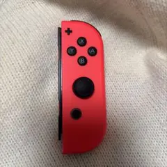 Nintendo Switch スイッチ　ジョイコン右　ネオンレッド