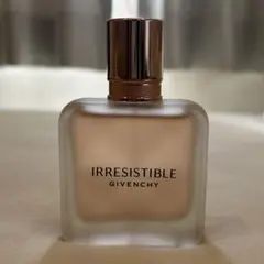 〜8/10 Givenchy 香水　ヘアミスト　IRRESISTIBLEのサムネイル