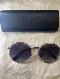 Burberry ノベルティ 使い捨てカメラ 银座三越限定 Burberry ノベルティ 使い捨てカメラ 银座三越限定 - メルカリ