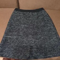 INDIVI ダークグレー 　ラメツイード タイトスカート