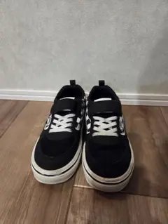 キッズ　VANS チェッカー柄 スニーカー ブラック/ホワイト　20センチ