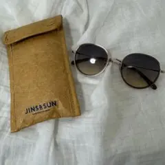 JINS サングラスのサムネイル