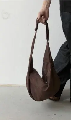 yolo ショルダーバッグ ブラウン