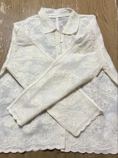 刺繍入りホワイトレース長袖シャツ　未使用品
