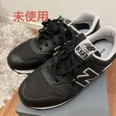 黒 スニーカー