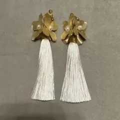 ゴールド タッセル イヤリング