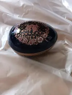 ★リモージュ・カステル Limoges Castelの卵型小物入れ﻿★のサムネイル