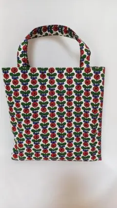 ミニトートバック　２４㎝角　ミニバラ柄