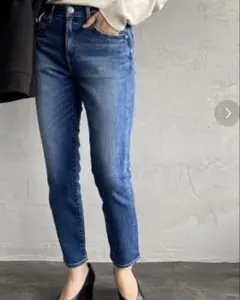 REDCARD30thAnniversary ハイウエストスリムテーパードデニム