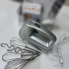 Cuisinart ハンドミキサー 60SJビーターニーダーウィスク。カタログ付 メルカリ便Cuisinart ハンドミキサー 60SJニーダーウィスク付カタログ