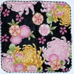 【未使用】　和柄（大菊と梅）　ガーゼ×タオルのハンカチ（花の絵の方がガーゼです）