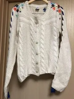 チャンキーニット 刺繍カーディガン