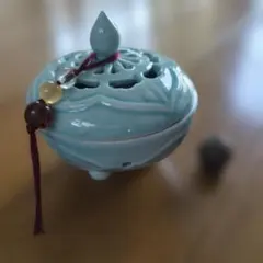 青色陶器香炉 ビーズ付きとお香立てセット