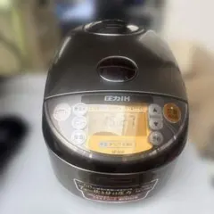 美品 象印 ZOJIRUSHI NP-NC10 炊飯器 5合炊き Amazon | ZOJIRUSHI 圧力IH炊飯ジャー 【5.5合炊き】 NP-NC10-TC