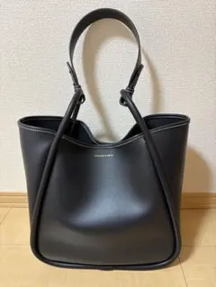 CHARLES & KEITH トートバッグ ブラックのサムネイル