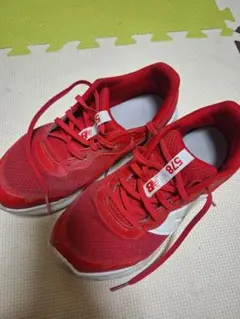 New Balance 578 レッド スニーカー