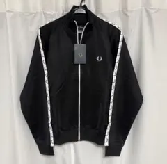 【新品タグ付き】FRED PERRY テープ トラックジャケット M BLACK