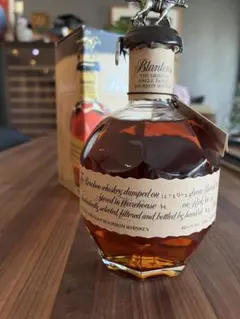 貴重 未開栓 ブラントン シングルバレル ブラックラベル 750ml 40
