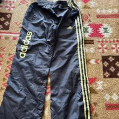 adidas ストライプジャージパンツ 黒