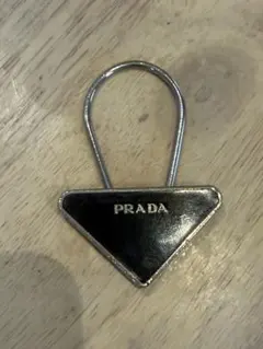PRADA トライアングルロゴ キーリング　プラダのサムネイル