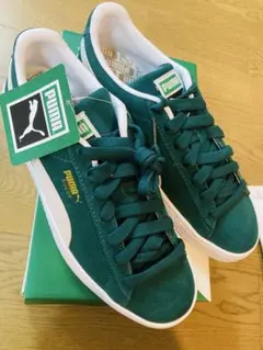 【新品未使用】PUMA ダークグリーン スニーカー