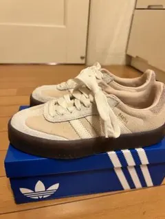 サンバ スニーカー
