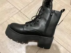 【美品】厚底ブラックミリタリーブーツ