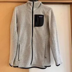patagonia R1 エアーフルジップフーディー　レディース