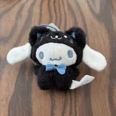 シナモンロール　サンリオ　黒猫ぬいぐるみ 青いリボン付き