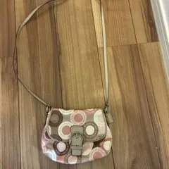 COACH ドット柄 ショルダーバッグ