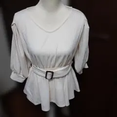 INGNI アイボリー 五分袖トップス