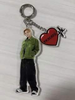 TREASURE ドヨン　K-POP アクリルキーホルダー