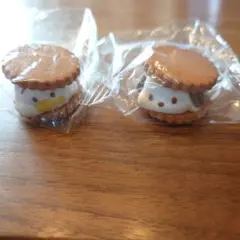 ふにゅっとスモアサンド　あひるのペックル&ポチャッコ