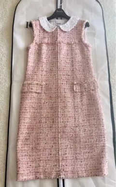 Rene 新品未使用　タグ付き　お花刺繍白襟ピンク形ツイードワンピース、ジレ