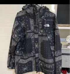 THE NORTH FACE バンダナ柄 マウンテンパーカー